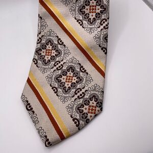 Vintage Fine Bros-Matison Co. By Damon Textured Stripe & Square Design Wide‎ Tie